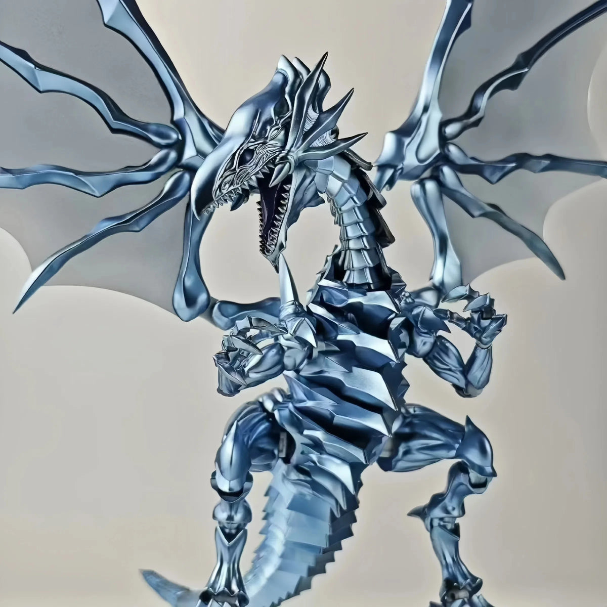 Yu-Gi-Oh Blue-Eyes White Dragon Assembly Model Figure Desktop Decoration